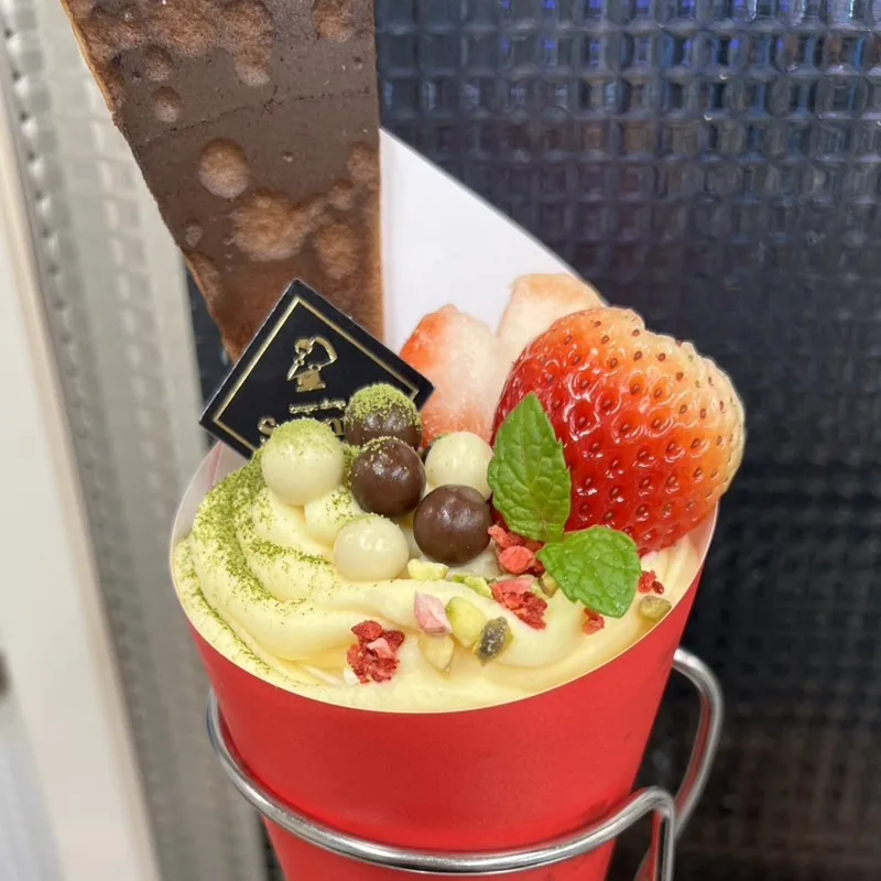 各店舗オリジナルのクレープ